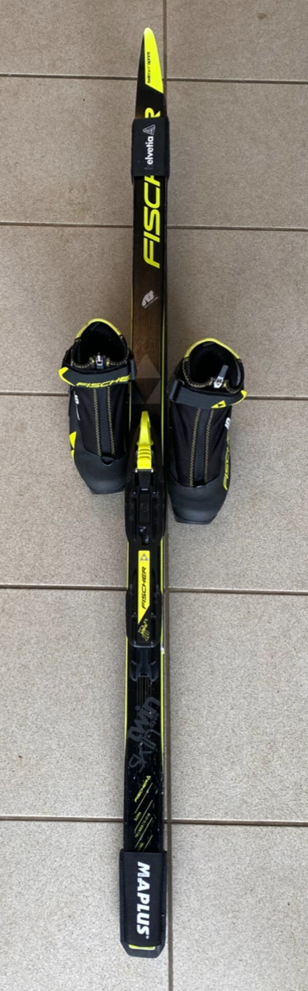 Twin Skin Skis mit Bindung u. Schuhe